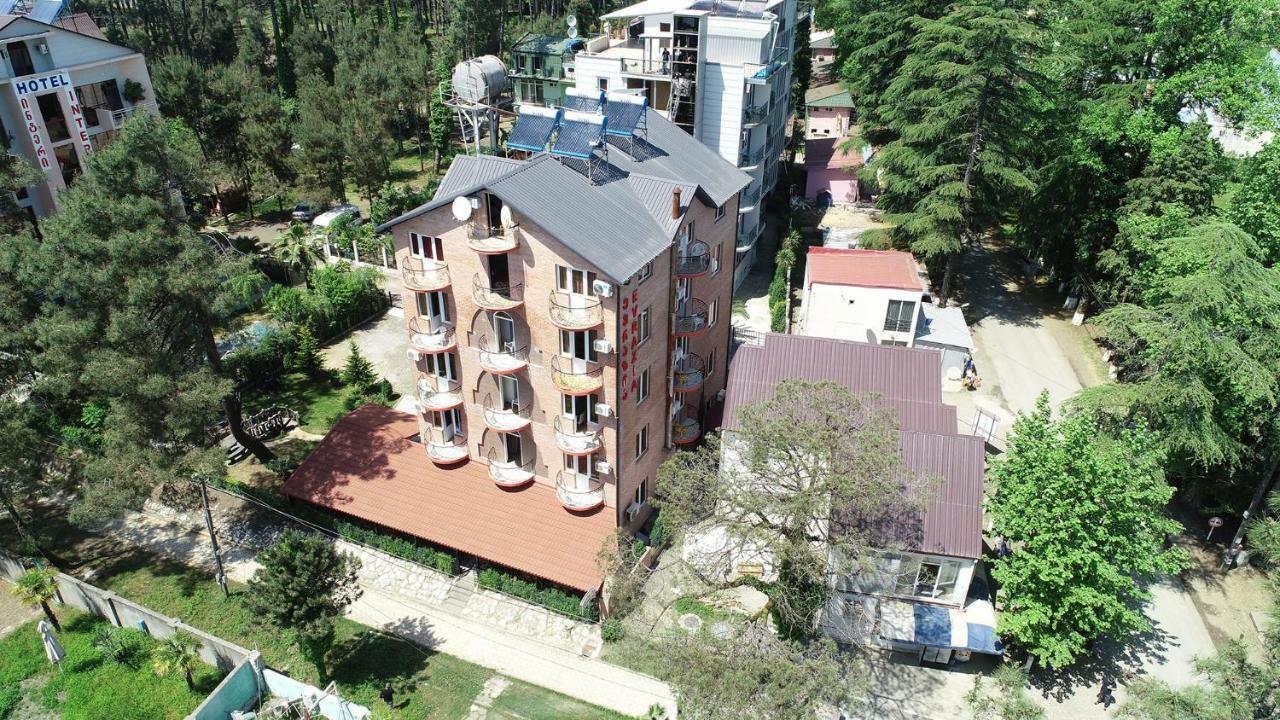 Отель Evrazia Уреки Экстерьер фото